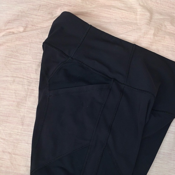 Brand new all the right places lulu leggings - Picture 5 of 8